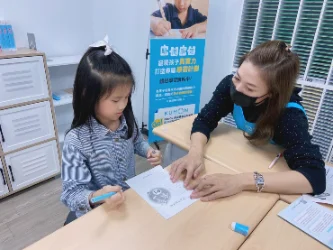 家長都樂意和我分享育兒心得, 不但自己成長,也幫助很多家庭! 家長都樂意和我分享育兒心得, 不但自己成長,也幫助很多家庭!