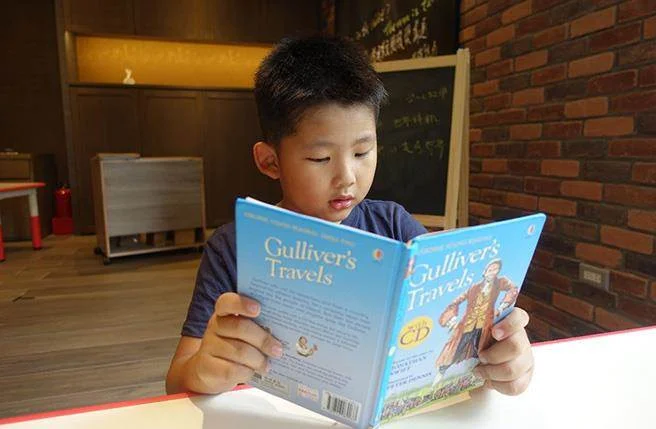 從單字、例句到原文小說,一路前進 從單字、例句到原文小說,一路前進