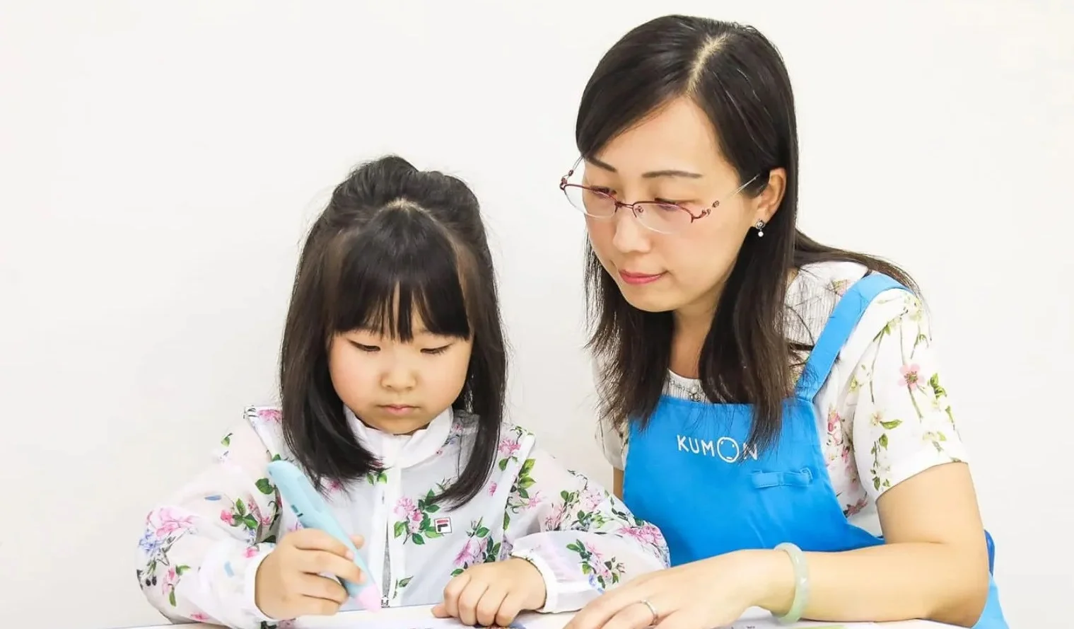 幼兒英語學習啟蒙--- 童謠卡、單字卡陪孩子邊玩邊學 幼兒英語學習啟蒙--- 童謠卡、單字卡陪孩子邊玩邊學